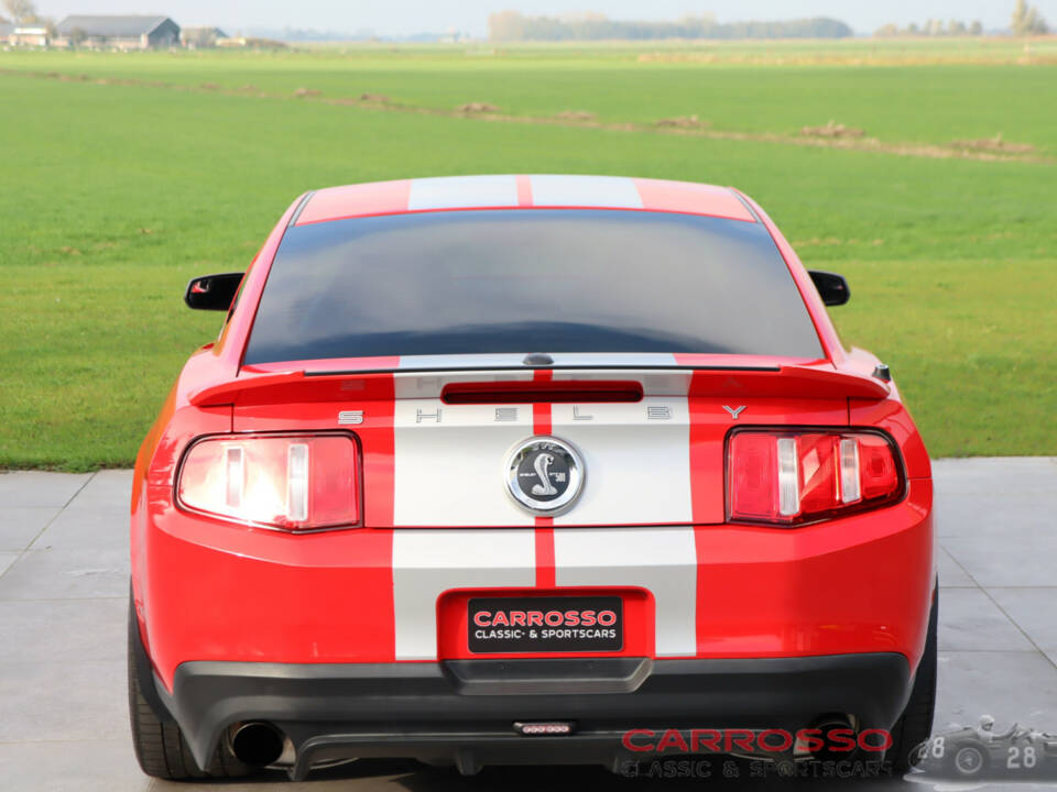 Image 20/50 of Ford Mustang Shelby GT 500 (2012)