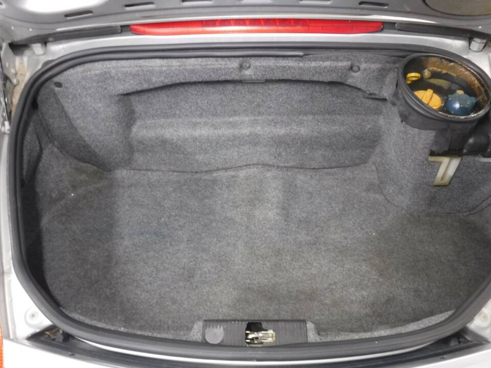 Bild 31/36 von Porsche Boxster S (2000)