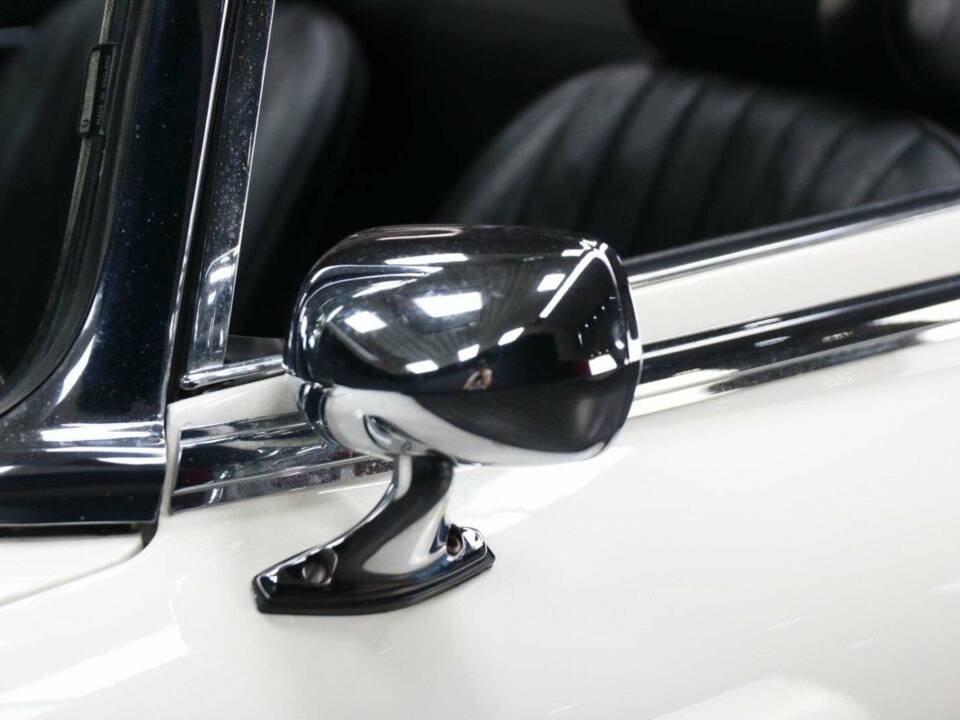 Image 45/49 de Jaguar Type E V12 (1974)