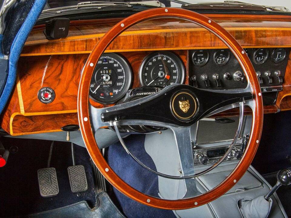 Bild 26/35 von Jaguar Mk II 3.4 (1967)