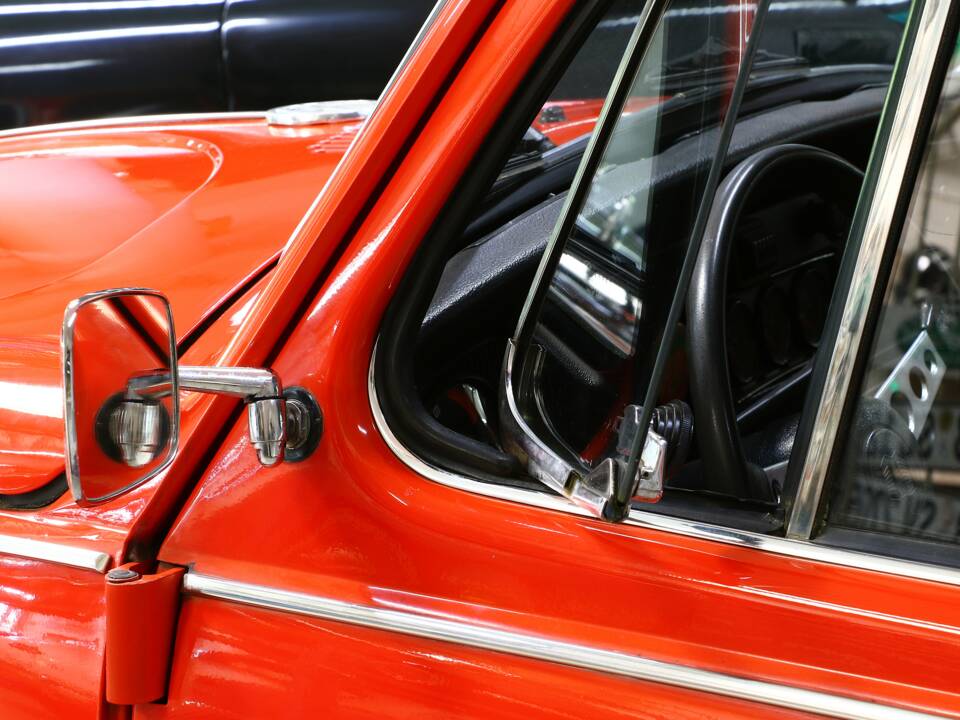 Bild 10/25 von Volkswagen Käfer 1200 L (1984)