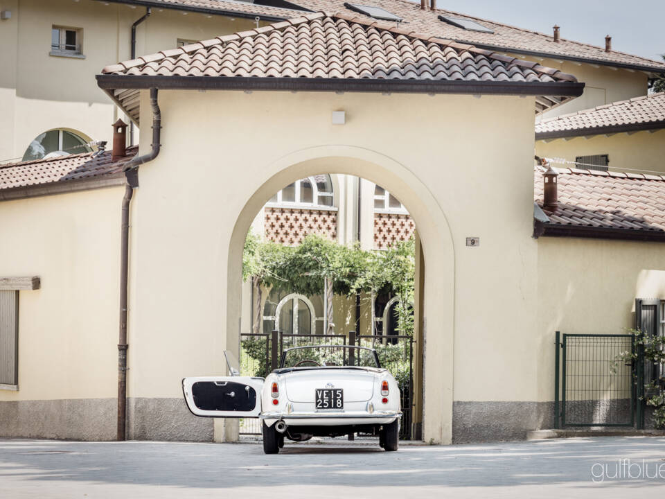 Image 15/71 de Alfa Romeo Giulietta Spider (1960)