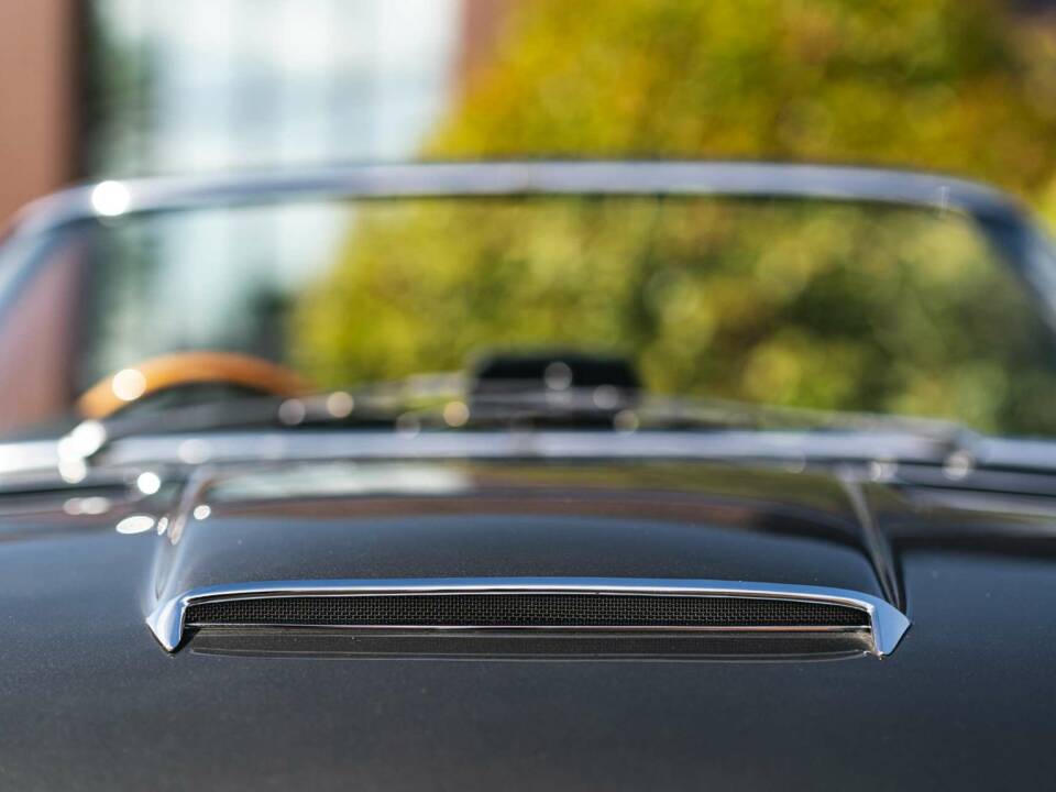 Afbeelding 26/30 van Maserati Mistral 3700 Spyder (1966)