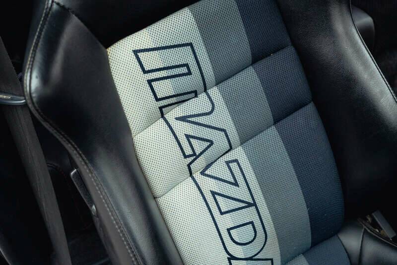 Image 47/50 of Mazda 323 GT-R (1994)