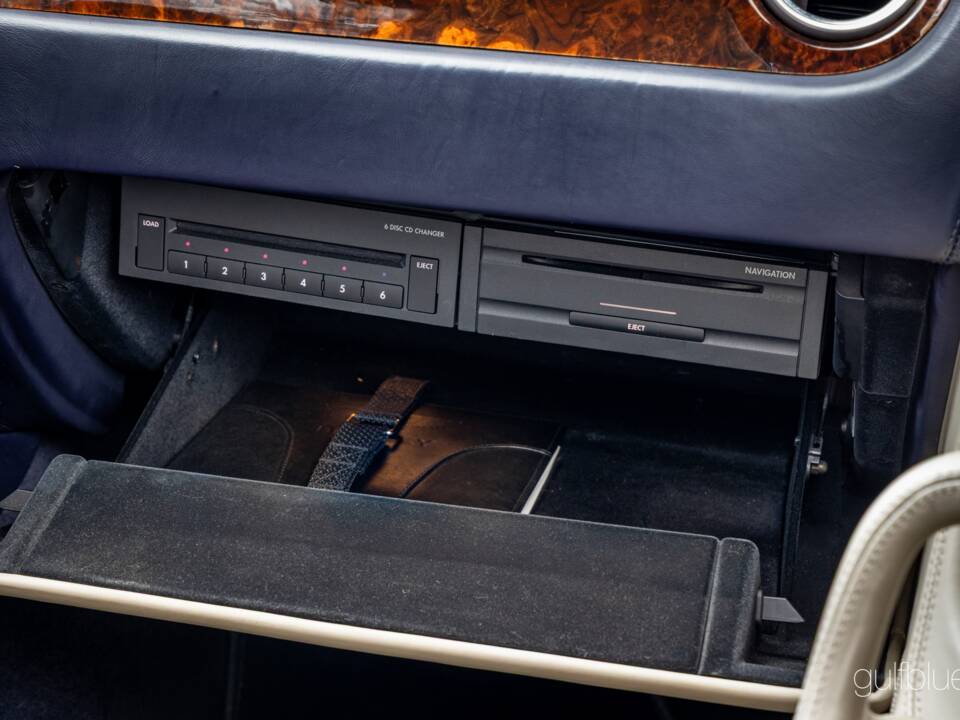 Image 57/75 of Bentley Continental GT (2004)