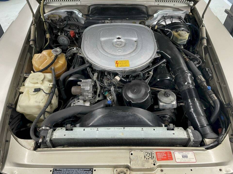 Bild 29/36 von Mercedes-Benz 560 SL (1989)