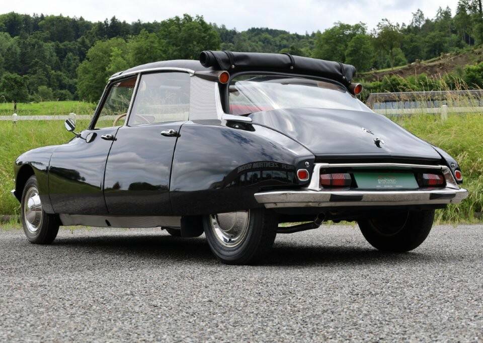 Imagen 3/37 de Citroën ID 19 (1964)