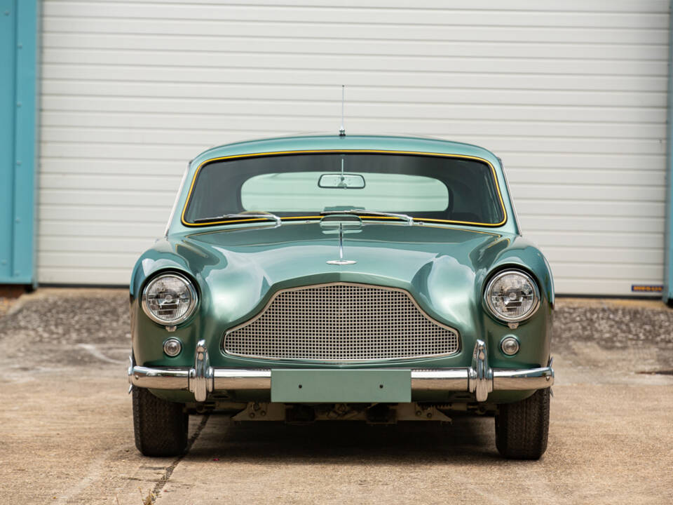 Immagine 8/50 di Aston Martin DB 4 Prototype (1957)