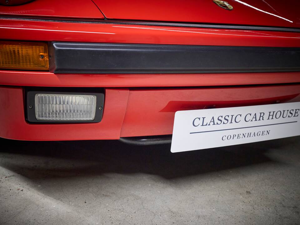 Immagine 50/96 di Porsche 911 Speedster 3.2 (1989)
