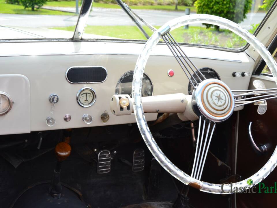 Image 32/50 of Delahaye 135M Worblaufen (1947)