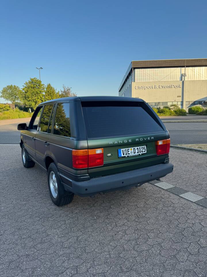 Bild 3/28 von Land Rover Range Rover 4.6 HSE (1998)