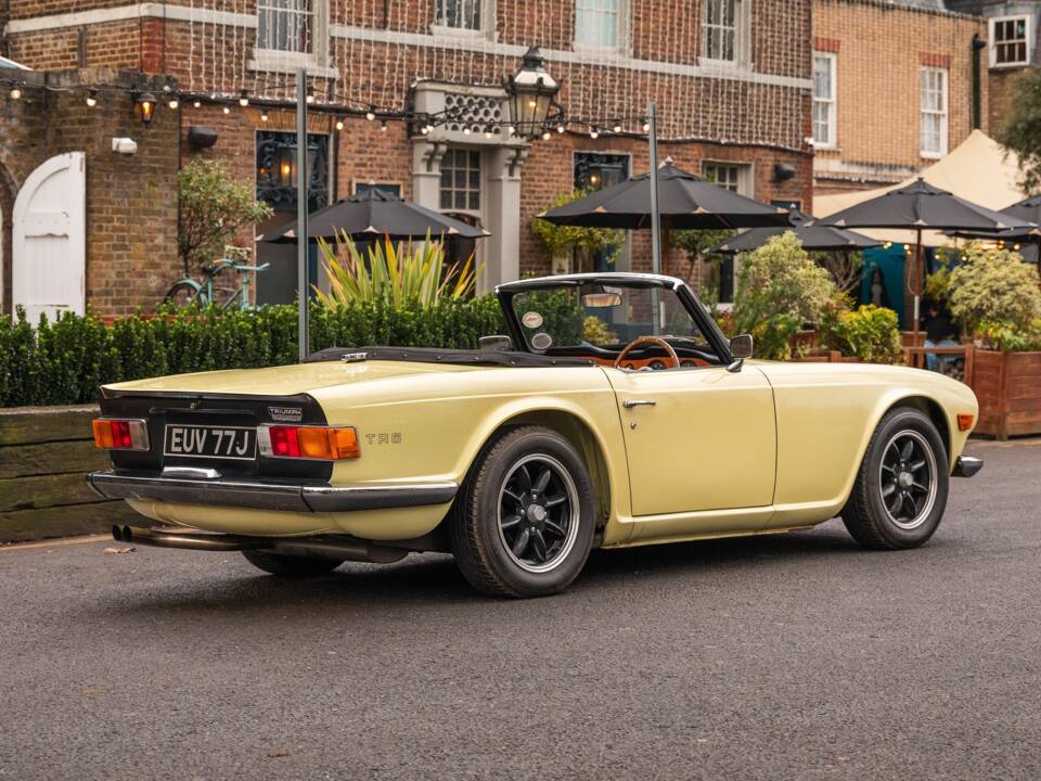 Image 3/47 de Triumph TR 6 (1971)