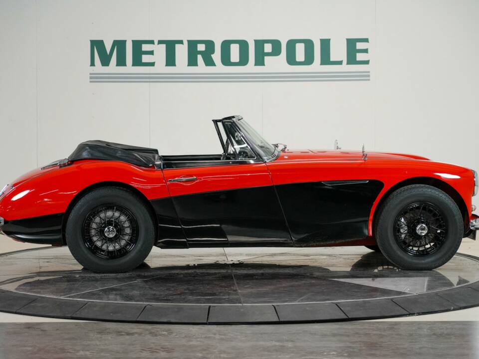Image 15/50 of Austin-Healey 3000 Mk II (BJ7) (1964)