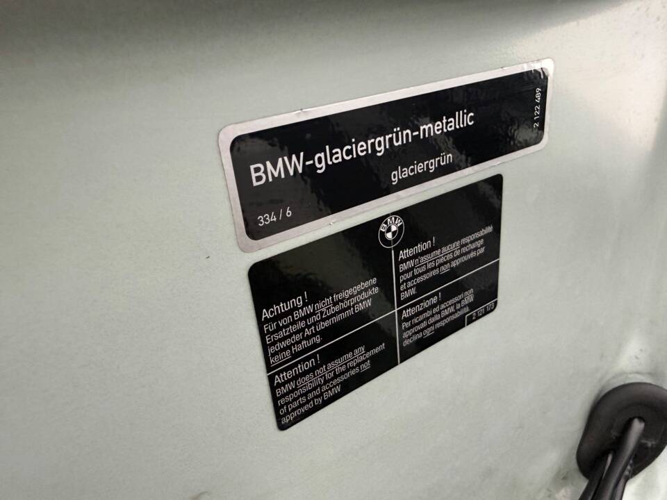 Bild 24/25 von BMW 540i (1998)