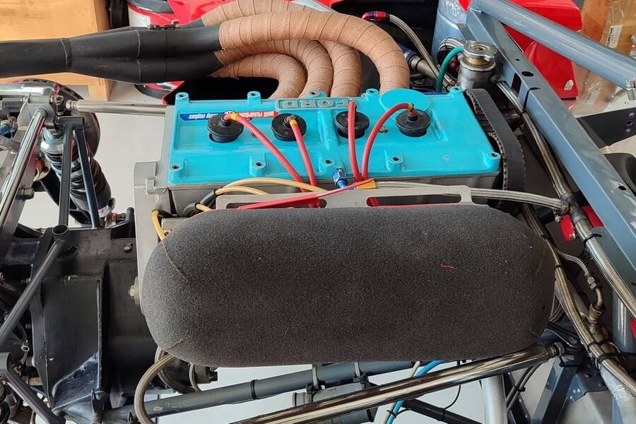 Image 20/50 of Lola T290 (1972)
