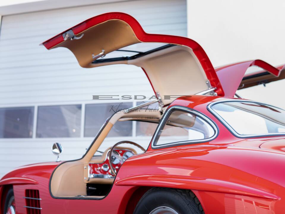Image 28/49 of Mercedes-Benz 300 SL "Gullwing" (1955)