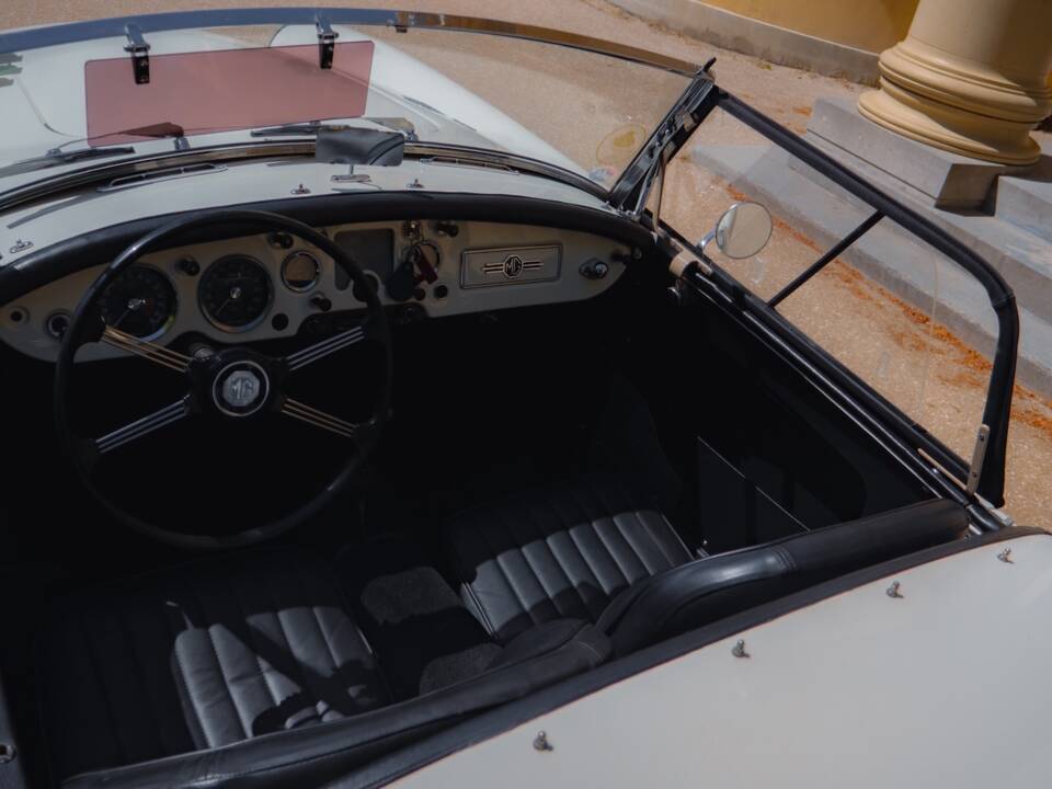 Bild 45/53 von MG MGA Twin Cam (1958)