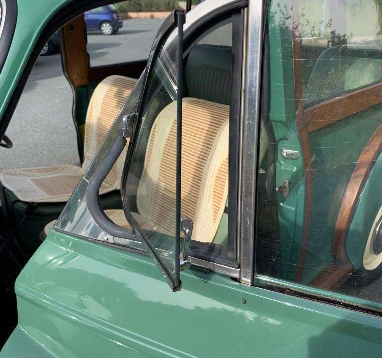 Immagine 80/83 di Morris Minor 1000 Traveller (1969)