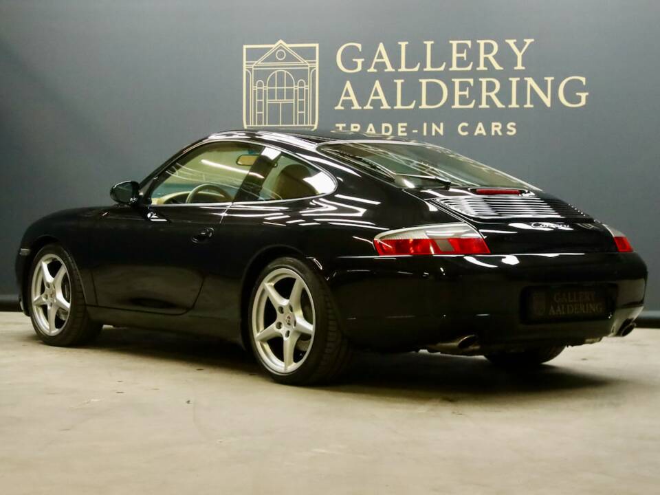 Image 2/50 de Porsche 911 Carrera (1999)