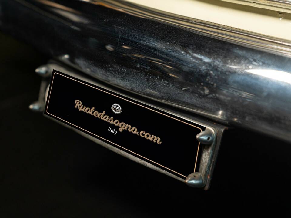 Imagen 25/50 de FIAT 1100 Ghia (1947)