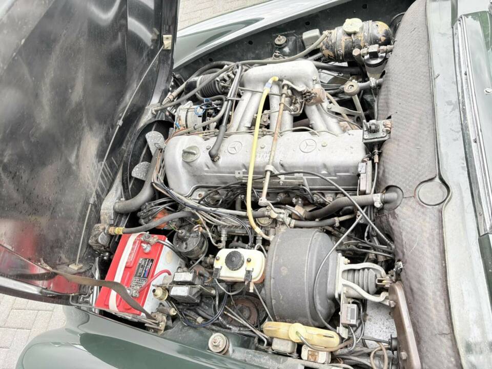 Image 46/50 de Mercedes-Benz 280 SL (1970)