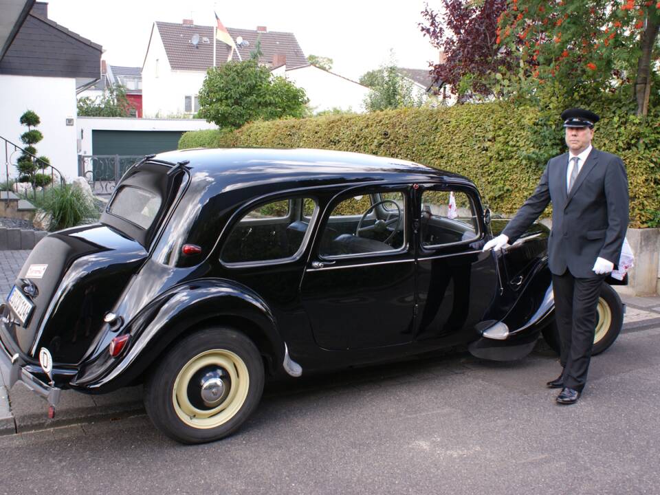Bild 27/28 von Citroën Traction Avant 11 B (1955)