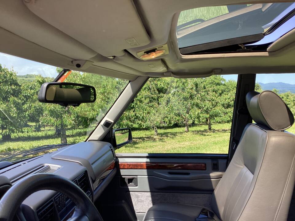 Image 37/53 of Land Rover Range Rover 4.2 LSE (1994)