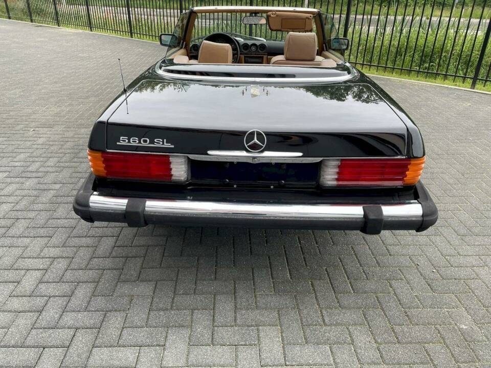 Bild 10/36 von Mercedes-Benz 560 SL (1986)