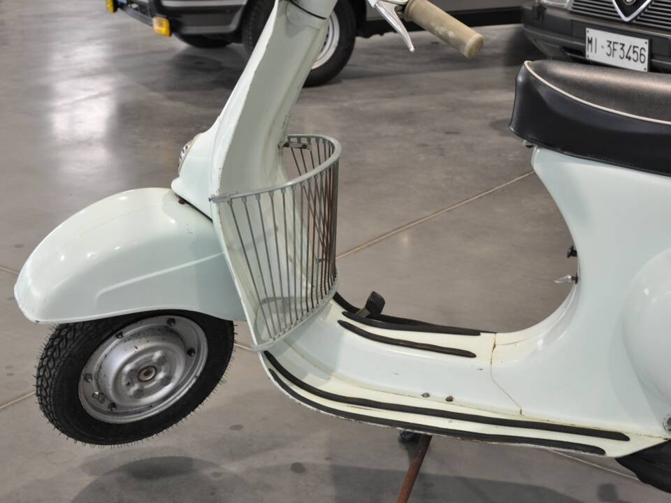 Bild 8/13 von Piaggio Vespa 50 N (1968)