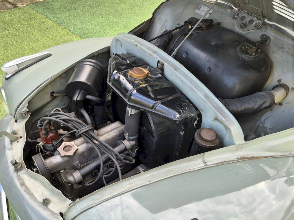 Image 56/60 of FIAT 500 C Belvedere (1954)