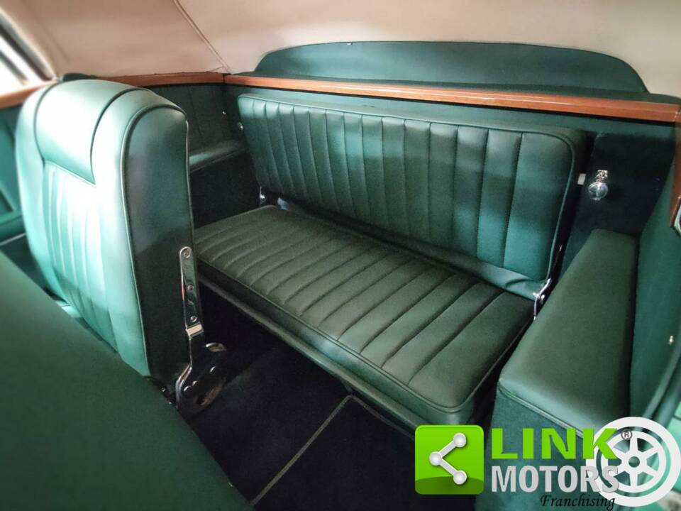 Immagine 9/10 di Mercedes-Benz 220 Cabriolet A (1954)