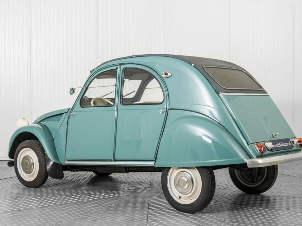 Bild 6/48 von Citroën 2 CV  AZL (1961)