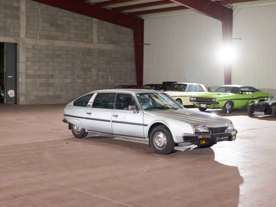 Afbeelding 4/47 van Citroën CX Prestige injection (1982)