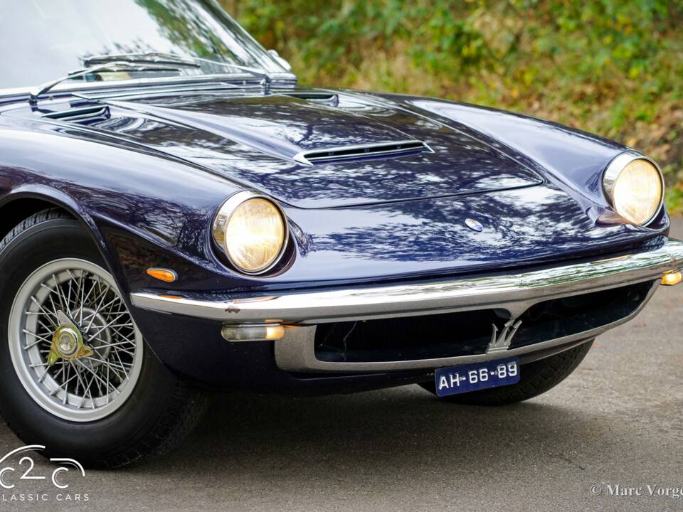 Image 38/63 of Maserati Mistral 4000 (1966)