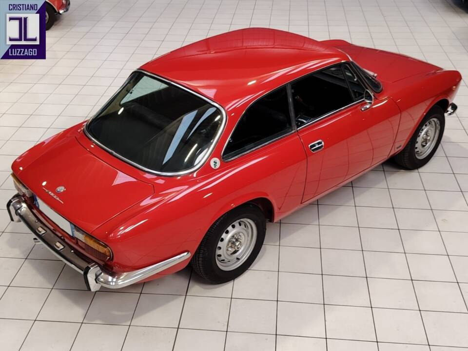 Bild 7/79 von Alfa Romeo 2000 GT Veloce (1971)