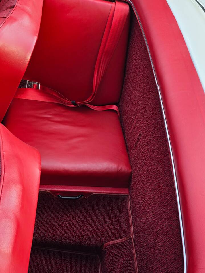 Afbeelding 13/34 van Mercedes-Benz 280 SL (1968)