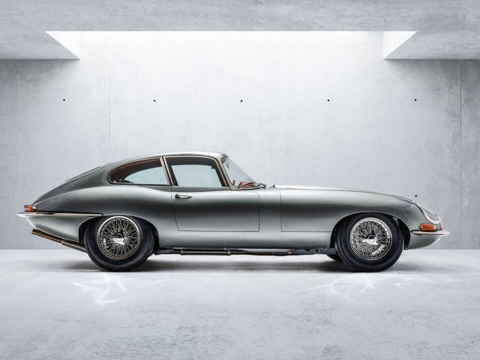 Bild 22/50 von Jaguar E-Type 3.8 Helm (1963)