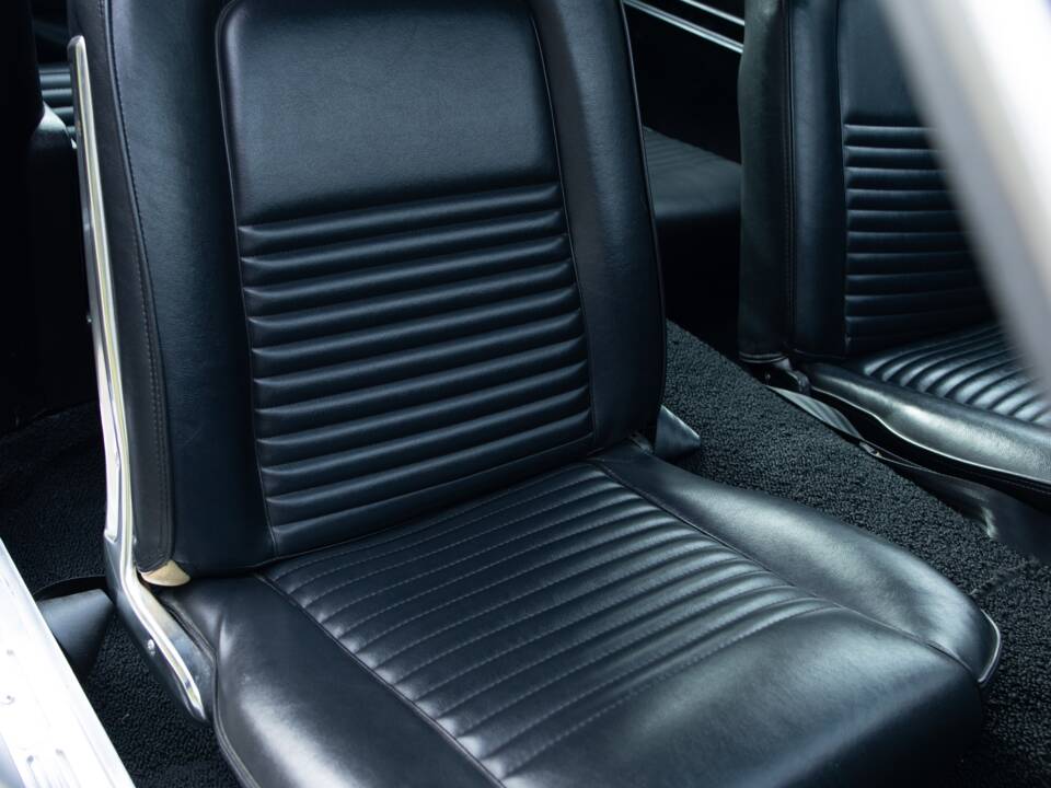 Image 29/44 of Ford Mustang 351 (1967)