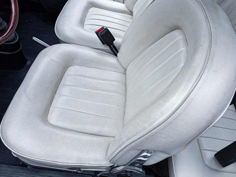 Image 17/30 of Lancia Fulvia 1.3 S (1973)