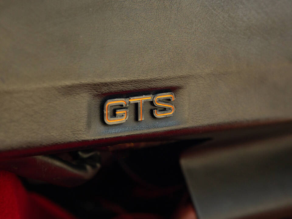 Immagine 24/49 di Ferrari 328 GTS (1988)