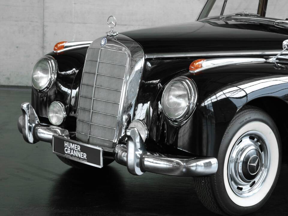 Image 10/50 de Mercedes-Benz 300 c (1956)