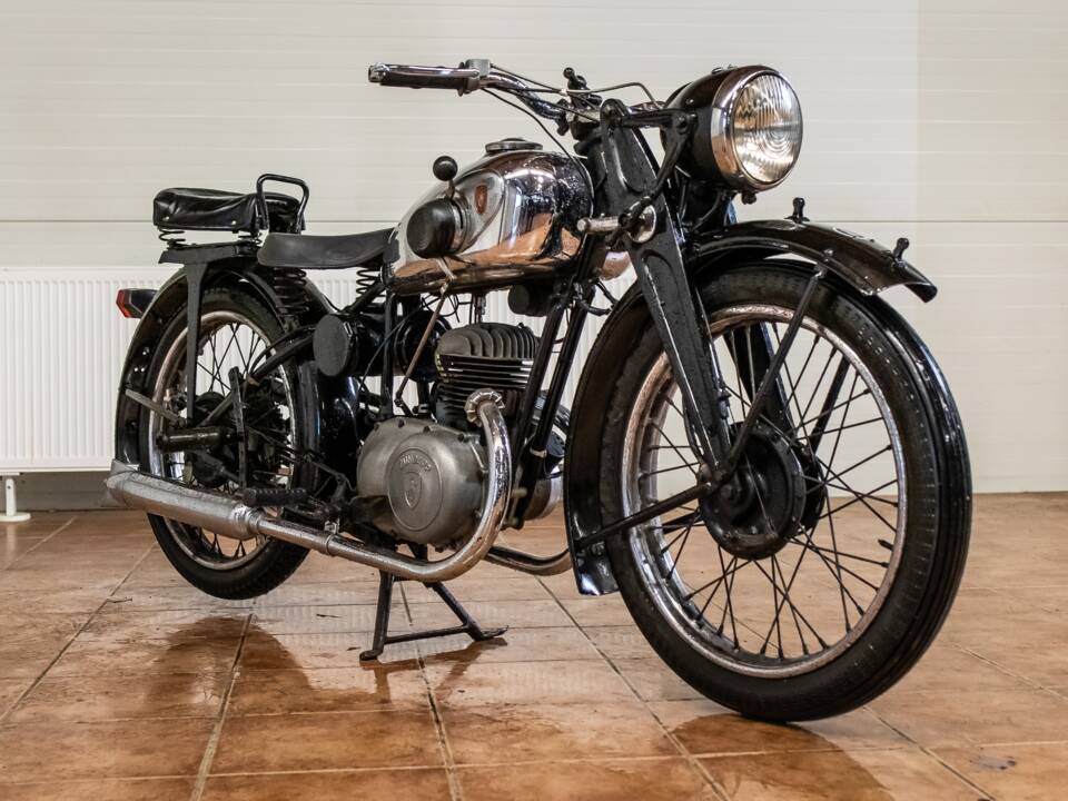 Image 2/16 of Zündapp DB 250 (1938)