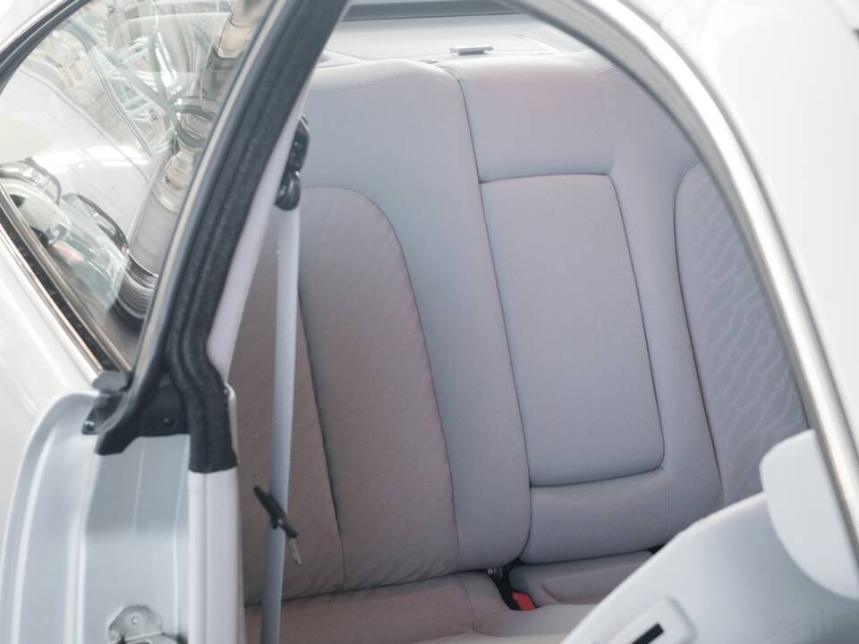 Bild 39/50 von Mercedes-Benz CLK 230 Kompressor (1999)
