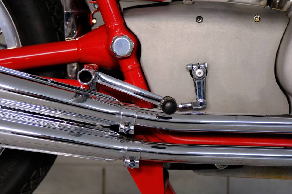 Image 11/99 of MV Agusta 750 Sport (1971)