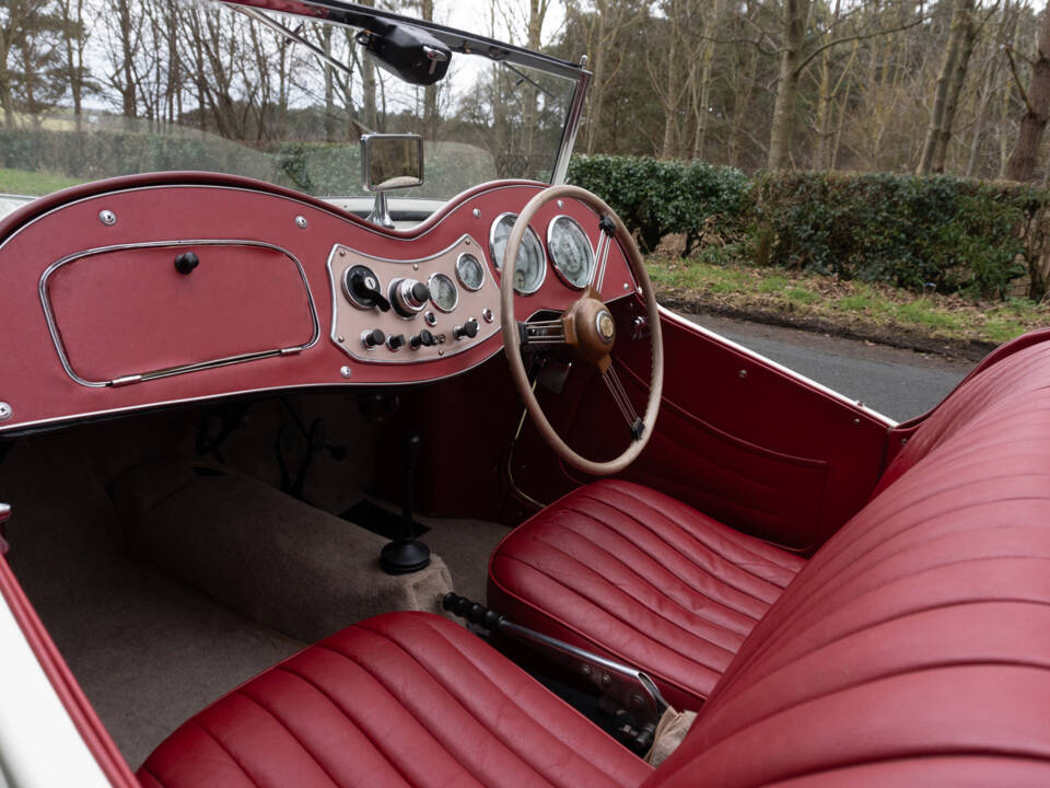 Image 10/13 of MG TD (1953)