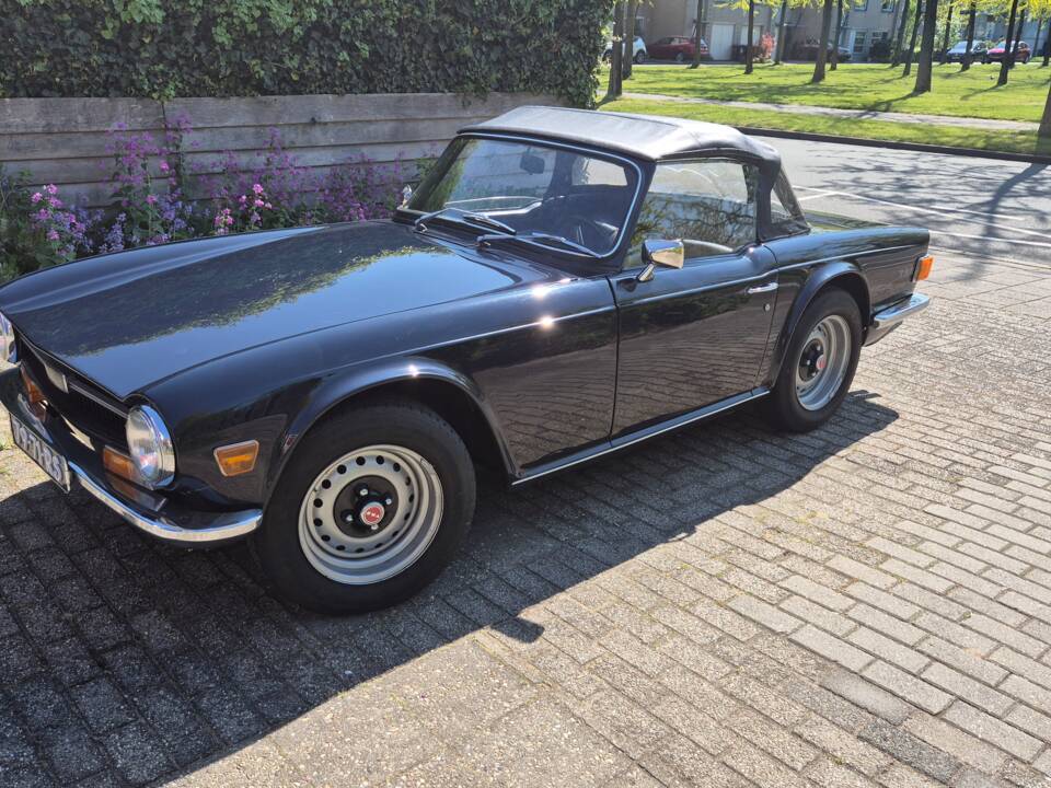 Image 10/100 of Triumph TR 6 PI (1971)