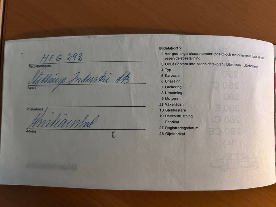 Image 56/61 of Mercedes-Benz 280 CE (1974)