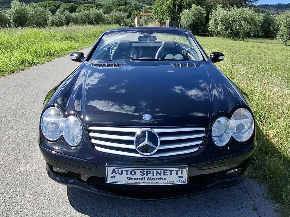 Image 5/9 of Mercedes-Benz SL 55 AMG (2003)