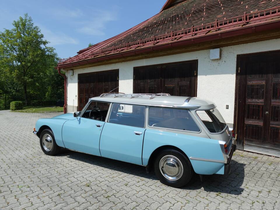 Imagen 3/42 de Citroën DS 23 Break (1972)