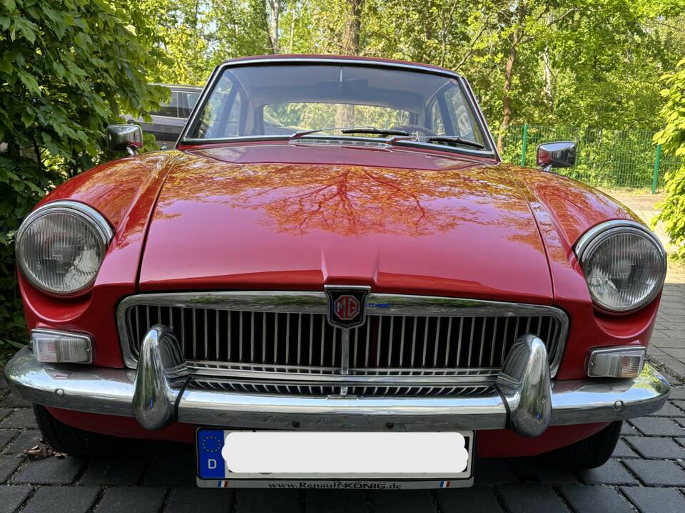 Image 5/28 de MG MGB GT (1966)
